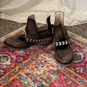 FREEBIRD BLADE MARY JANES